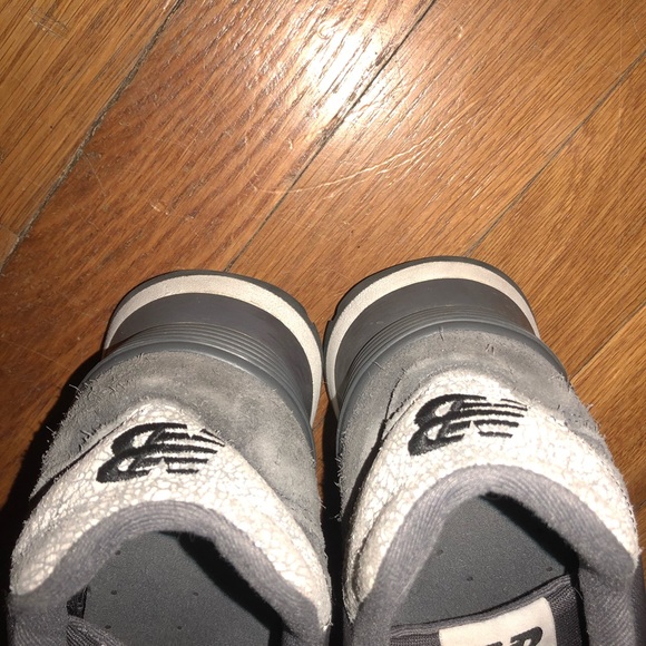 new balance shoes - Picture 5 of 5